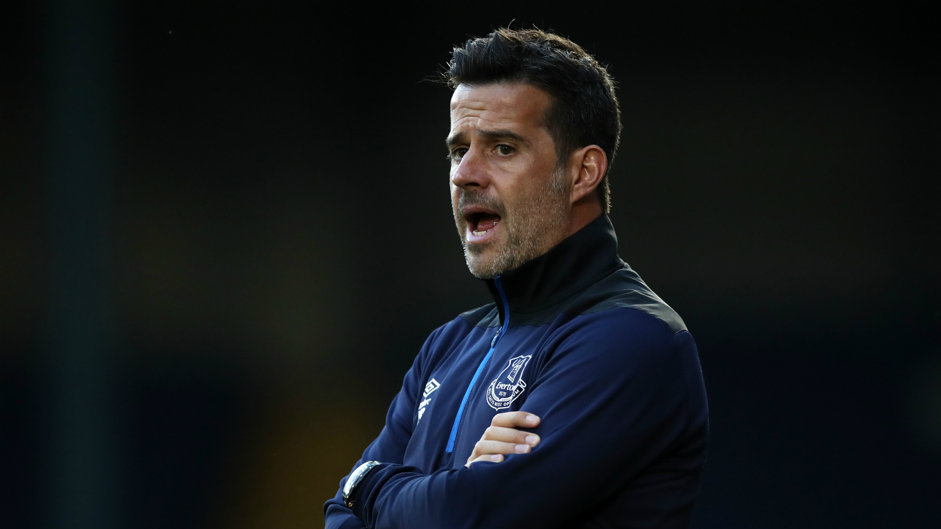 不断攀升的 不断攀升的