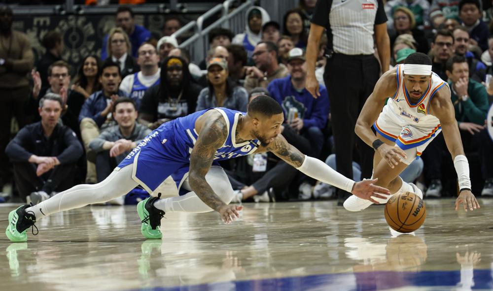 热刺防线引 热刺防线引